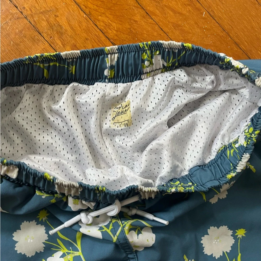 Kortni Jeane Men’s Swim Trunks - Picture 3 of 3